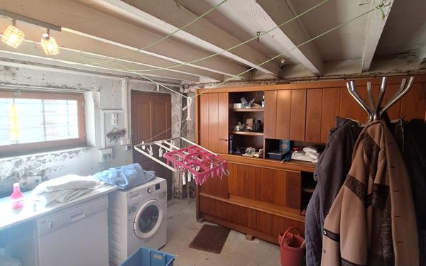 Maison à vendre    6 pièces •  Foëcy
