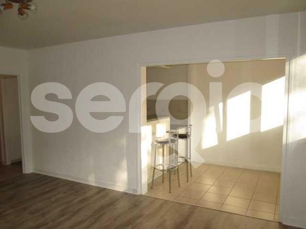 Location 2 Pieces 53 80080 Amiens 25 0060 28 0609