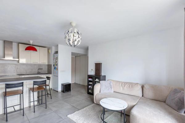 Appartement 4 pièce de 77 m2 situé à Bron