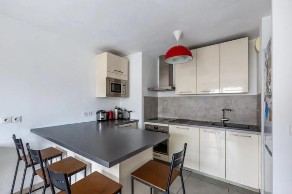Appartement 4 pièce de 77 m2 situé à Bron