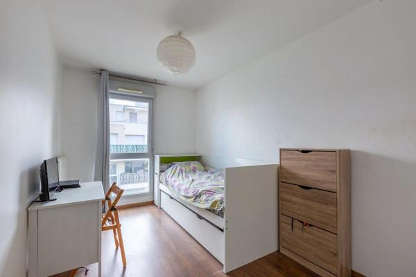 Appartement 4 pièce de 77 m2 situé à Bron