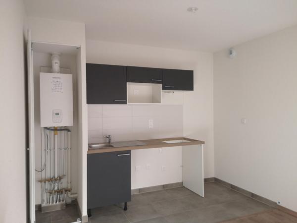 A LOUER ST ALBAN T3 RDJ - DOSSIERS AVEC GARANTS ACCEPTES - Saint-Alban (31140)