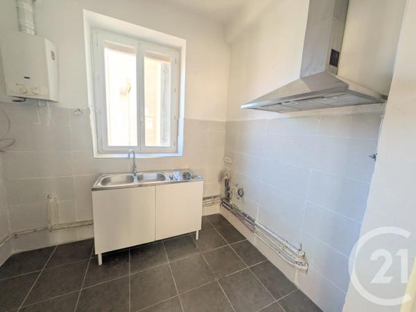 Appartement T4 à vendre  4 pièces - 73,25 m 2   TOULON  - 83