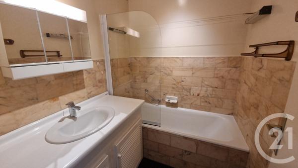 Appartement F3 à vendre  3 pièces - 56,81 m2 ST MAUR DES FOSSES - 94