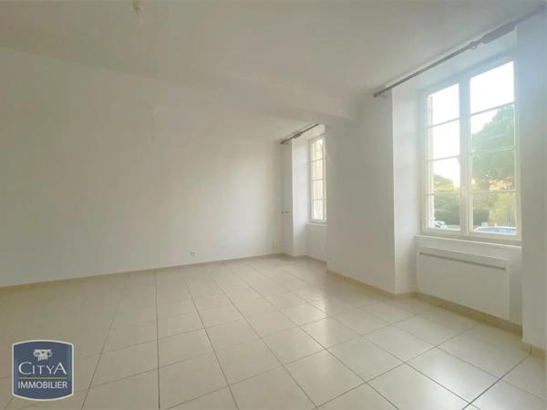 Appartement à louer 3 pièces 92.13m² Coutras (33230)