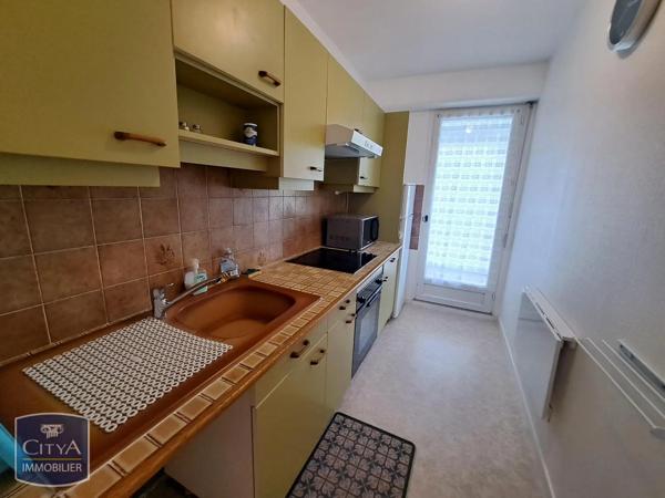 Appartement à louer 3 pièces 60.16m² Royan (17200)