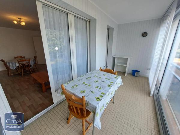 Appartement à louer 3 pièces 60.16m² Royan (17200)