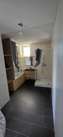 À vendre – Spacieuse maison de ville 6 chambres à Stenay