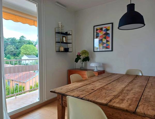 Appartement lumineux et rénové avec soin – 83 m² de bien-être aux Célestins