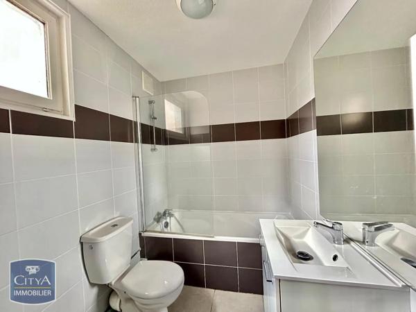 Appartement à louer 4 pièces 65.45m² Saint-Étienne (42000)