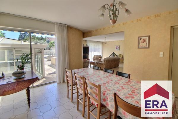 Maison Pierrelatte 257 m² habitables - 747m² de terrain!