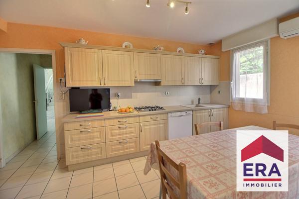 Maison Pierrelatte 257 m² habitables - 747m² de terrain!