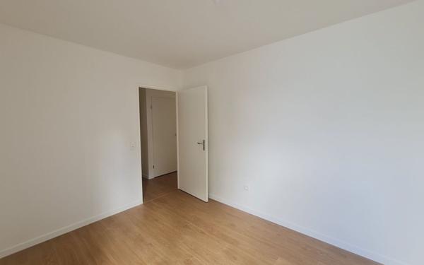 Appartement à louer    3 pièces •  Combs-la-Ville