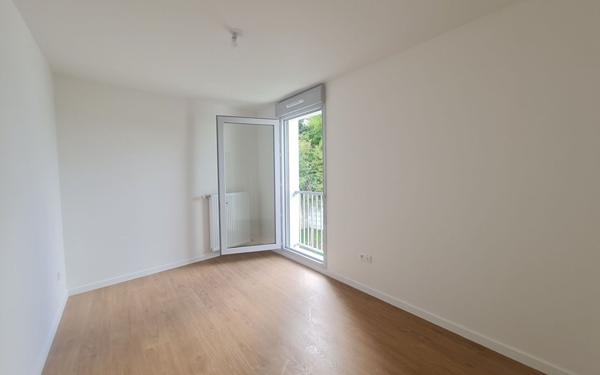 Appartement à louer    3 pièces •  Combs-la-Ville