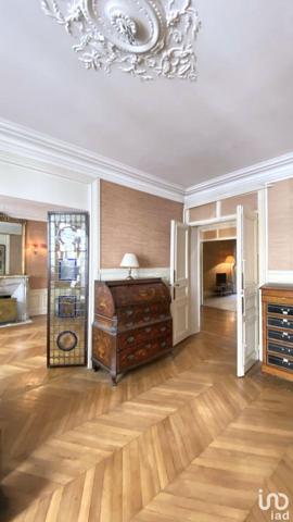 Local d’activité à vendre 110 m² Paris 17