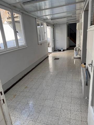 🏢 Immeuble mixte à vendre – Emplacement stratégique au cœur de Somain !