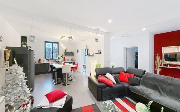 Appartement à vendre    2 pièces • 82,36 m2 Lunel-Viel