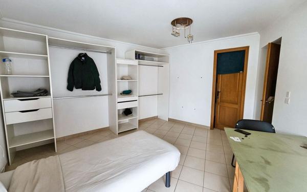 Maison à vendre    3 pièces •  Redessan