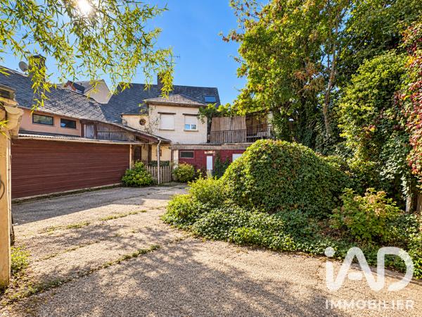 Immeuble à vendre 250 m² Méru