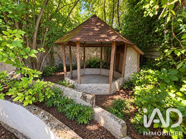 Immeuble à vendre 250 m² Méru