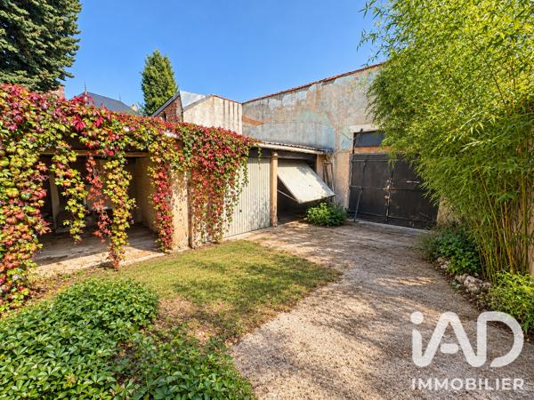 Immeuble à vendre 250 m² Méru