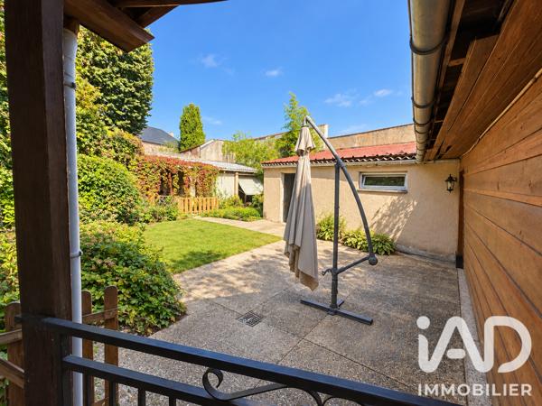 Immeuble à vendre 250 m² Méru