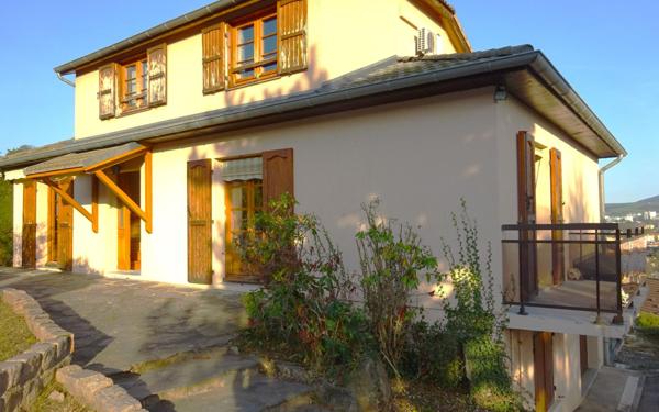 Maison à vendre    4 pièces • 127 m2 Saint-Chamond