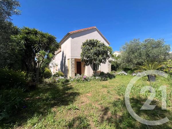 Maison à vendre  5 pièces - 80,79 m 2   AGDE  - 34