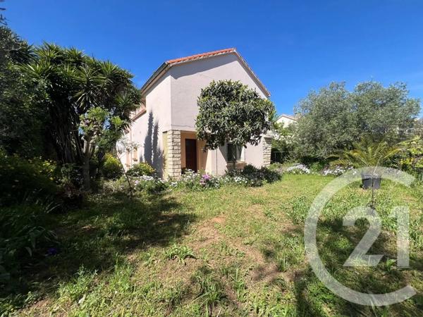 Maison à vendre  5 pièces - 80,79 m 2   AGDE  - 34