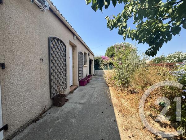 Maison à vendre  5 pièces - 80,79 m 2   AGDE  - 34