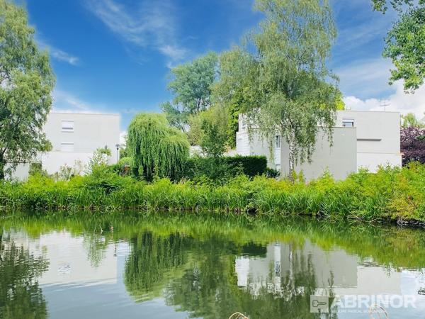 APPARTEMENT EN DUPLEX DANS RESIDENCE SECURISEE, 3 CHAMBRES, TERRASSE, GARAGE. VILLENEUVE D ASCQ
