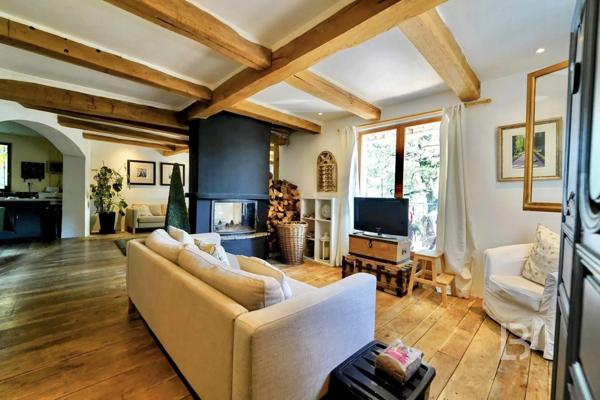 Charmant Gite à vendre à Gréolieres