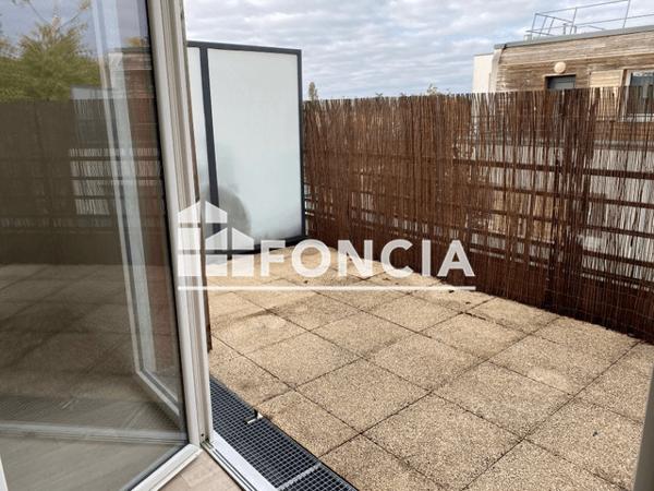 Location Appartement 2 pièces 40.88 m² - 137 AVENUE DES PYRENEES Villenave D'ornon 33140