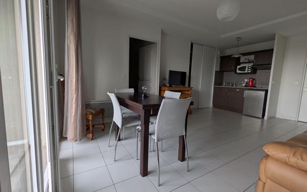 Appartement à vendre    2 pièces •  Lormont