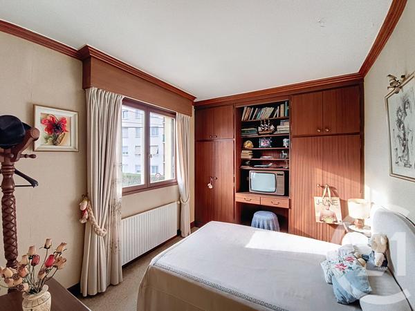 Maison à vendre  6 pièces - 177 m2 ST DENIS - 93