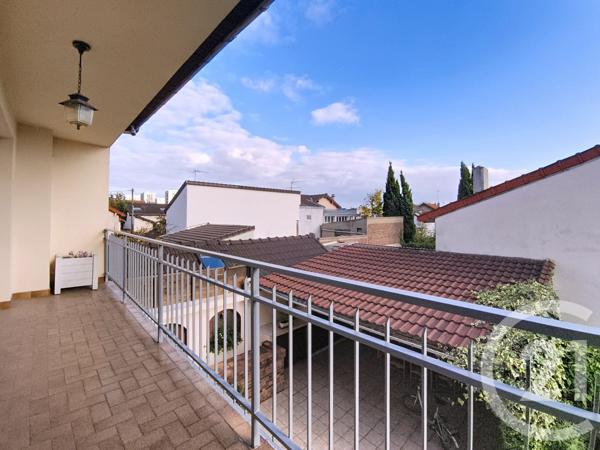 Maison à vendre  6 pièces - 177 m2 ST DENIS - 93