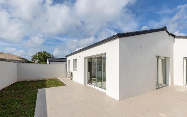 Maison à vendre    4 pièces •  Vaux-sur-Mer