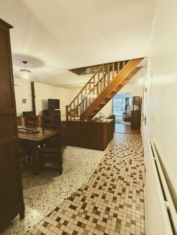 MAISON FAMILIALE A TRES FORT POTENTIEL