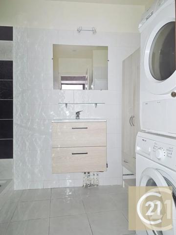 Appartement F3 à vendre  3 pièces - 64,26 m 2   BEZIERS  - 34