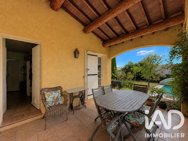 Maison à vendre 4 pièces 150 m² Saint-Saturnin-lès-Avignon