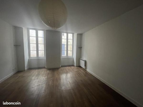 Location Grand Studio - Centre ville