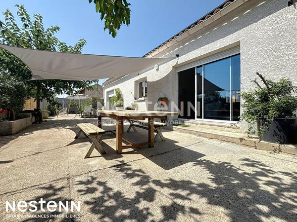 Maison à Canet comprenant 4 chambres et double garage