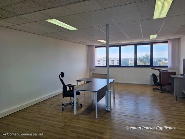 Bureau lumineux 85 m² – Proche centre-ville Aix-en-Provence – Parking possible