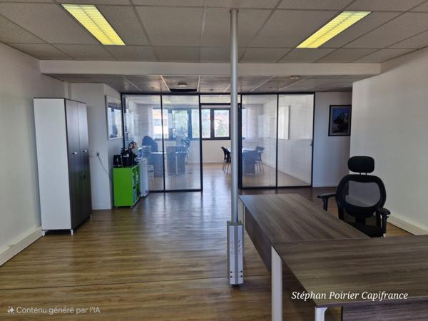 Bureau lumineux 85 m² – Proche centre-ville Aix-en-Provence – Parking possible