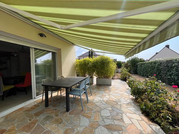A VENDRE MAISON PROCHE DINAN AVEC VIE DE PLAIN PIED, 4 CHAMBRES TERRAIN CLOS