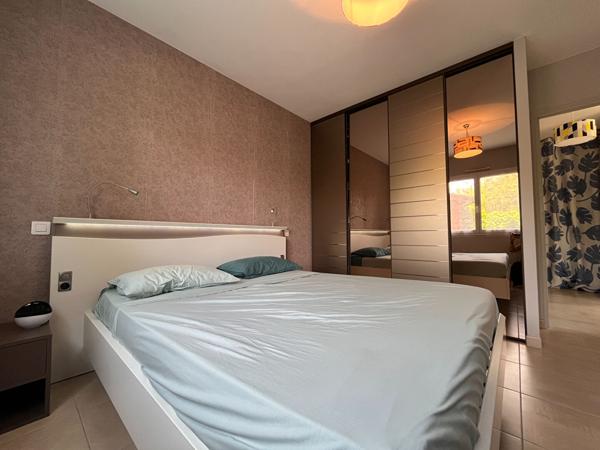 A VENDRE MAISON PROCHE DINAN AVEC VIE DE PLAIN PIED, 4 CHAMBRES TERRAIN CLOS