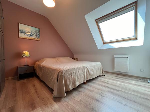A VENDRE MAISON PROCHE DINAN AVEC VIE DE PLAIN PIED, 4 CHAMBRES TERRAIN CLOS