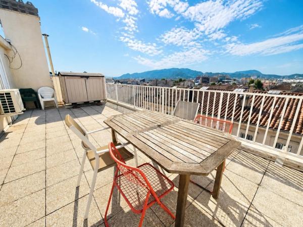 13005 Marseille Studio avec Terrasse