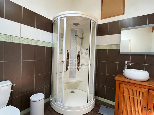 A vendre maison atypique à COURSAC 24430