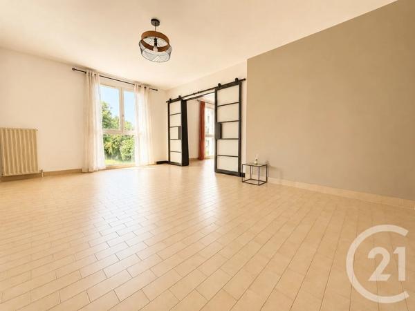 Appartement à vendre  5 pièces - 91 m 2   VALENCE  - 26